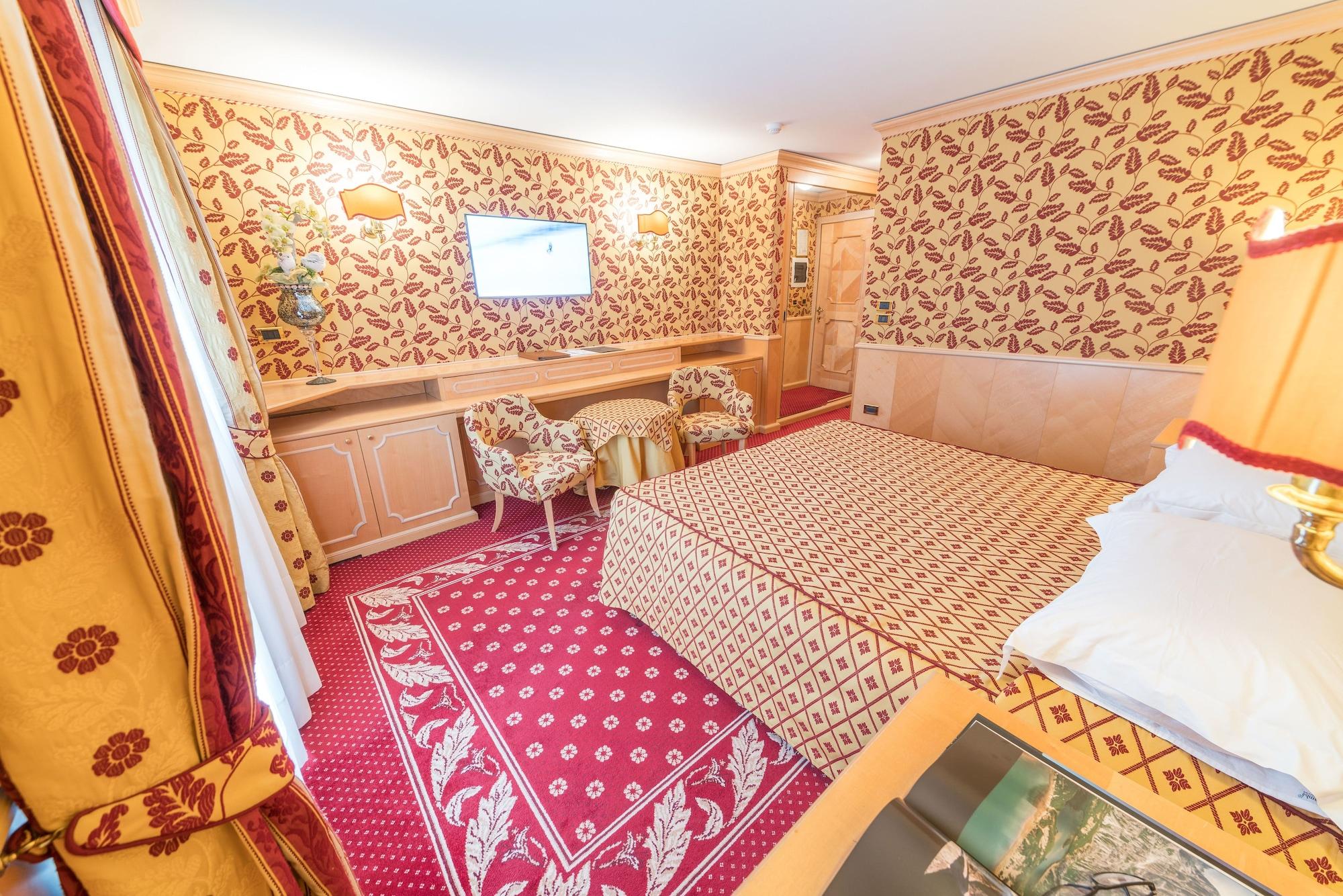 Hotel Spinale Мадонна-ді-Кампільйо Екстер'єр фото